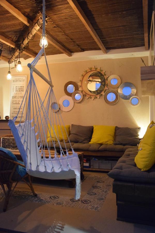 Le Petit Patio Bed & Breakfast Aigues-Mortes Ngoại thất bức ảnh