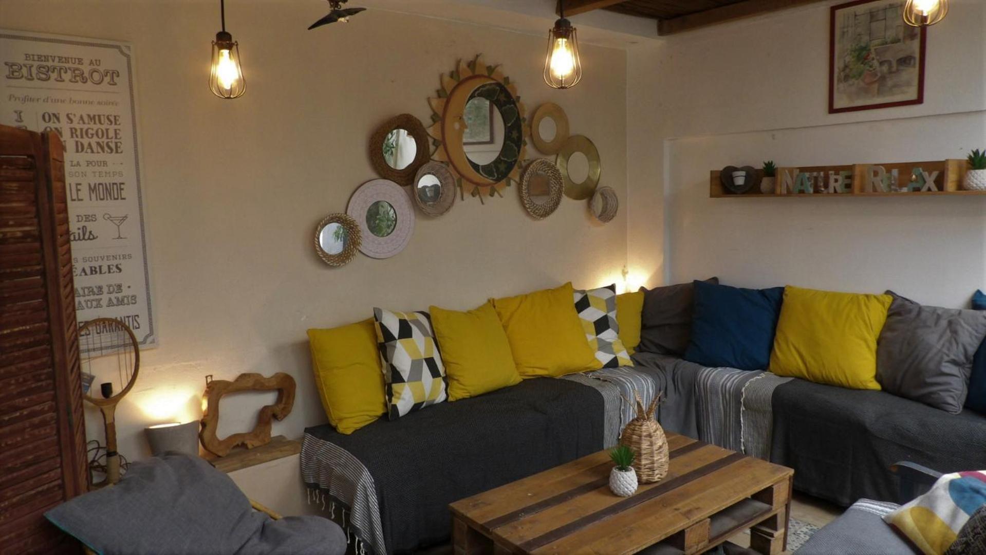 Le Petit Patio Bed & Breakfast Aigues-Mortes Ngoại thất bức ảnh